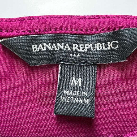 Banana Republic Sleeveless Berry Red Lace Trim Blouse Size M - Picture 6 of 10